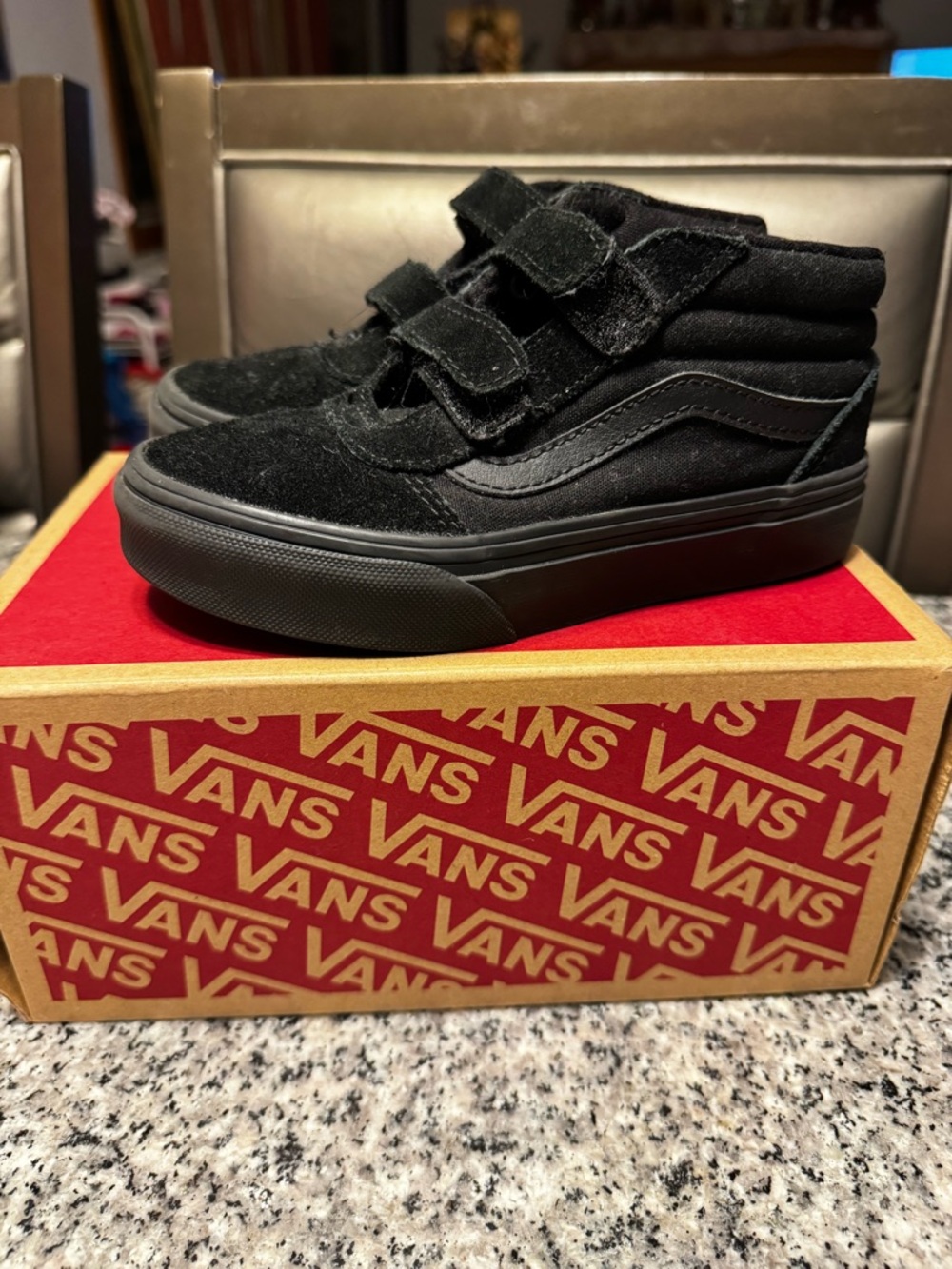 Vans (Ward Mid V) Toddler sneakers